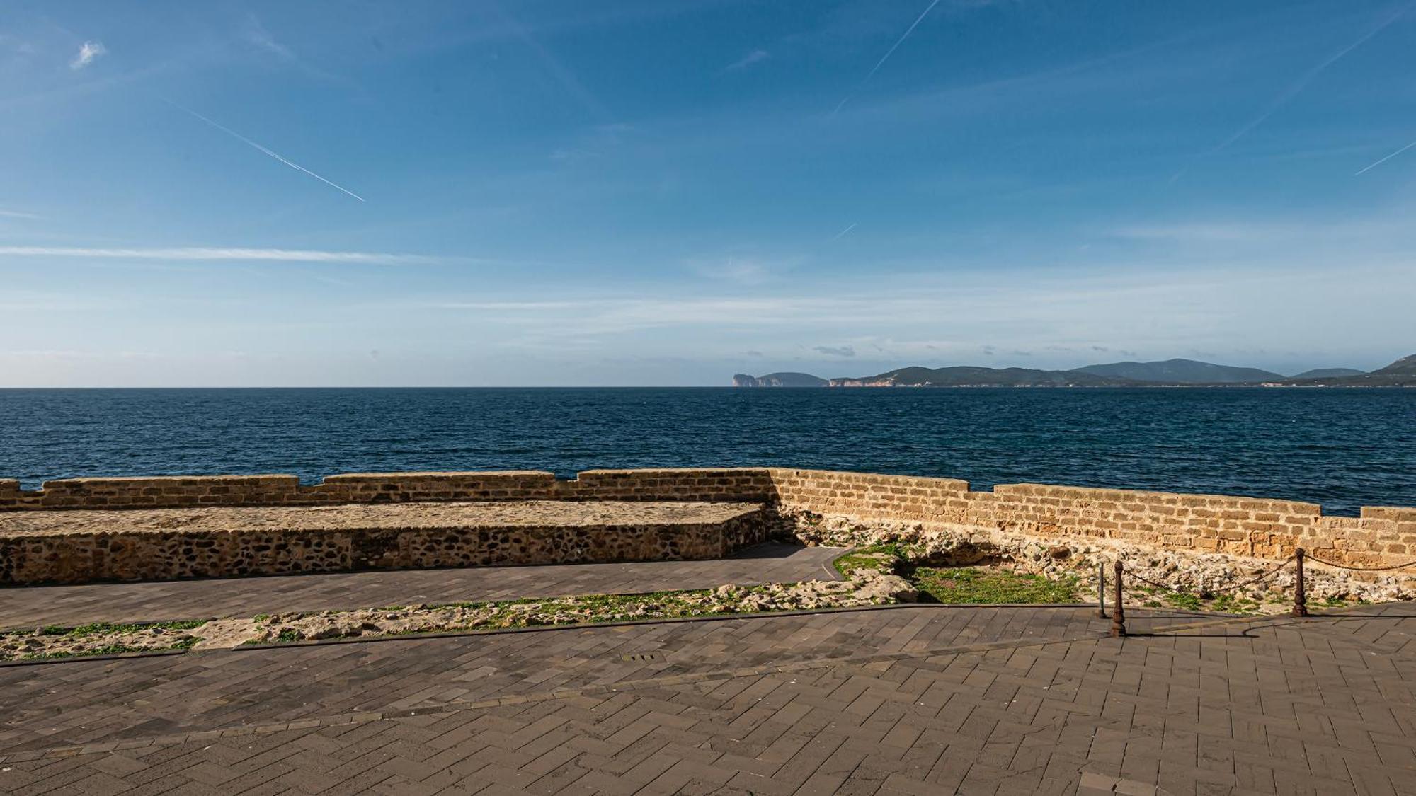 Апартаменты Seafront Bastioni Альгеро Экстерьер фото